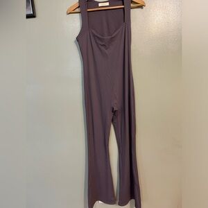 Qinsen  Womens Square Neck Sleeveless Flare Leg Active Wear Purple Jumpsuit 10